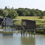 مكان تخييم Le Sherwood - Mobil-home سان جان دي مونت
