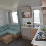Le Sherwood - Mobil-home مكان تخييم